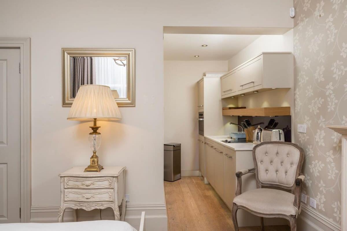 Charming Chelsea Studio Your Cozy Urban Retreat Londra Esterno foto